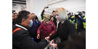  Orbán Ráhel barátnője fogadta a koronavírus-járvány után elsőként érkező kínai csoportot a Liszt Ferenc reptéren  
