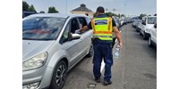 A röszkei határátkelő ismét elesett, kilépni csak az autópályán lehet