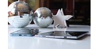  Olcsó hajlítható okostelefont és egy csodaszemüveget is bemutathat a Samsung  