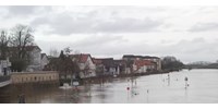  Egyes helyeken már a lakosságot is ki kellett költöztetni a német áradások miatt  