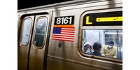  Addig tartottak fojtófogásban egy balhézó utast a New York-i metrón, hogy végül meghalt  