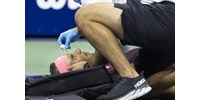  Rafael Nadal úgy orrba verte magát a teniszütőjével, hogy percekig ápolásra szorult  