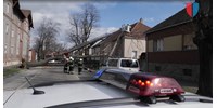  Sopronban lakóházra döntött egy fát a viharos szél, de máshol is akadt dolga a tűzoltóknak – videó  