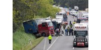  Nagyon súlyos több sérült állapota a szlovákiai buszbaleset után, van, akit mesterségesen lélegeztetnek  