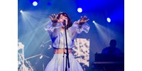 A közmédia által díjazott Magashegyi Underground a „szuverenitásvédelmi” listán szereplő Hintalovon számára ajánlotta fel a jutalma egy részét  