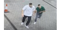  Keresik ezt a két férfit, mert Budán összevertek két másikat egy szórakozóhelyen  