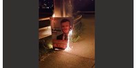  Felgyújtották a Fidesz választási plakátjait Ózdon  
