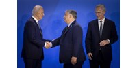 Így futott össze Orbán és Biden a NATO-csúcson - fotó