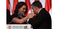  Orbán Viktor nem nyilatkozik arról, hogy le kell-e mondania Nováknak  