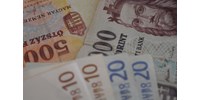  Fél óra alatt esett egy nagyot a forint, 389-nél jár az euróárfolyam  