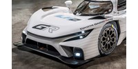  Elképesztő hidrogénautóval rukkolt elő a Toyota  