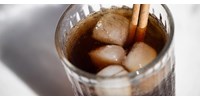 Ez most az ehető folyadékok szezonja: mit (ne) együnk és igyunk a kánikulában?