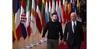  Karácsonyi ajándékkal és Zelenszkij ukrán elnökkel indult az EU-csúcs Brüsszelben  