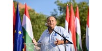 Telex: Tizenkét iskolába sem vették fel az egykori igazgatót, aki elindult a Fidesz ellen