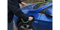  Tömegek váltanának elektromos autóra  