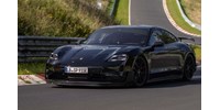 Az új Porsche Taycan lealázta a legerősebb Tesla Model S-t