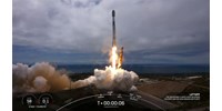  Videón, ahogy a SpaceX rakétája útnak indítja a BME új kisműholdját, az MRC-100-at  
