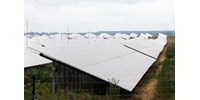 A napelemparkok létesítésébe se szólhat bele az önkormányzat