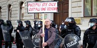  A szlovén kormány mozgáskorlátozást vezet be több városban a tiltakozások miatt  
