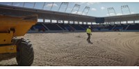  Májusban már sajtótájékoztatót tartottak benne, júniusban mégis négymilliárd forinttal drágult a nyíregyházi stadion  