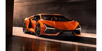  Megérkezett az új korszak Lamborghinije, a 190 milliós Revuelto  