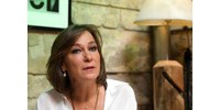 Rendkívüli Navalnij-megemlékezéssel zárult Fullajtár Andrea előadása