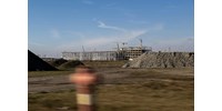  „Van a város kezében olyan eszköz, amellyel megállítható ez a gyár” – van, aki bizakodik Debrecenben, az akkugyárak árnyékában is  