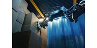 A DHL-nél robotokra bízzák a raktári munkát  