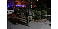  Egy robotot is bevetett a TEK a VIII. kerületben, miután egy férfi fenyegetőzni kezdett – fotók  