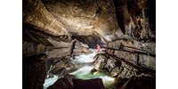  Kimentették a három napja barlangban rekedt családot és túravezetőiket Szlovéniában  