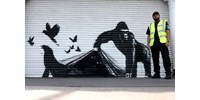 Gorilla és fóka a főszereplője a nagy Banksy-sorozat utolsó darabjának