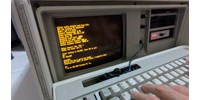  Egy böngésző nélküli, 1984-es számítógépen beszélgettek a ChatGPT-vel – videó  