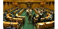  Haka miatt kellett felfüggeszteni az új-zélandi parlament ülését – videó  