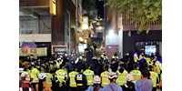  Órákkal a tragédia előtt szóltak a dél-koreai rendőrségnek, hogy túl nagy a tömeg a bulinegyedben  