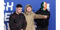  Terrorbűncselekménnyel vádolták meg a Kneecap egyik tagját  