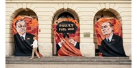  Olajjal koccintó Orbán és Putyin – a varsói magyar nagykövetségnél akciózott a Greenpeace  