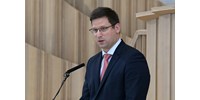  Gulyás Gergely szerint az egyházi egyetemeknek gátat kell vetniük "a tudomány progresszív kisajátításának"  