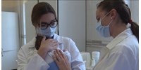 Egyetemista önkéntesek gondozzák a kórházban hagyott csecsemőket Szegeden