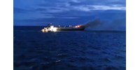  Egy napja lángokban áll egy teherherhajó rakománya a svéd partoknál  