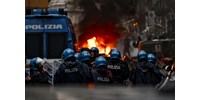  Felgyújtott redőrautó, székkel megdobált rendőrök - Már a BL-nyolcaddöntő előtt balhé volt Nápolyban  