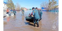  Átszakadt egy gát Oroszországban, házak ezrei kerültek víz alá  