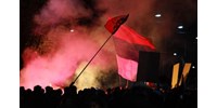  Többezres tüntetés volt Belgrádban, mert nem tetszik nekik a Koszovót érintő francia-német terv  