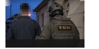  „Meg lehetne oldani 1500 euróval” – a TEK-et küldték rá két korrupt határrendészre  