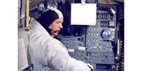  Talán el sem hangzik Neil Armstrong ikonikus mondata, ha a holdra szállásnál tartják magukat a tervhez  