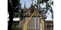  Ólomból készült szarkofágot találtak a Notre-Dame alatt  