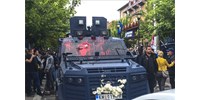  Magyar KFOR-katonák is megsérültek a koszovói Zvecsanban kitört zavargásban  