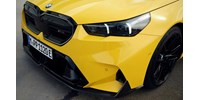 Még morcosabb és picit könnyebb lett az új BMW M5