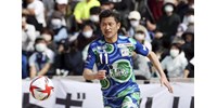  56 évesen lépett pályára a portugál bajnokságban a korábbi japán válogatott  