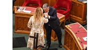  Az új kormányszóvivő erősen kezdett, rögtön egy Orbán-idézettel  