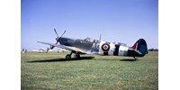  Lezuhant egy II. világháborús brit Spitfire, meghalt a pilóta  